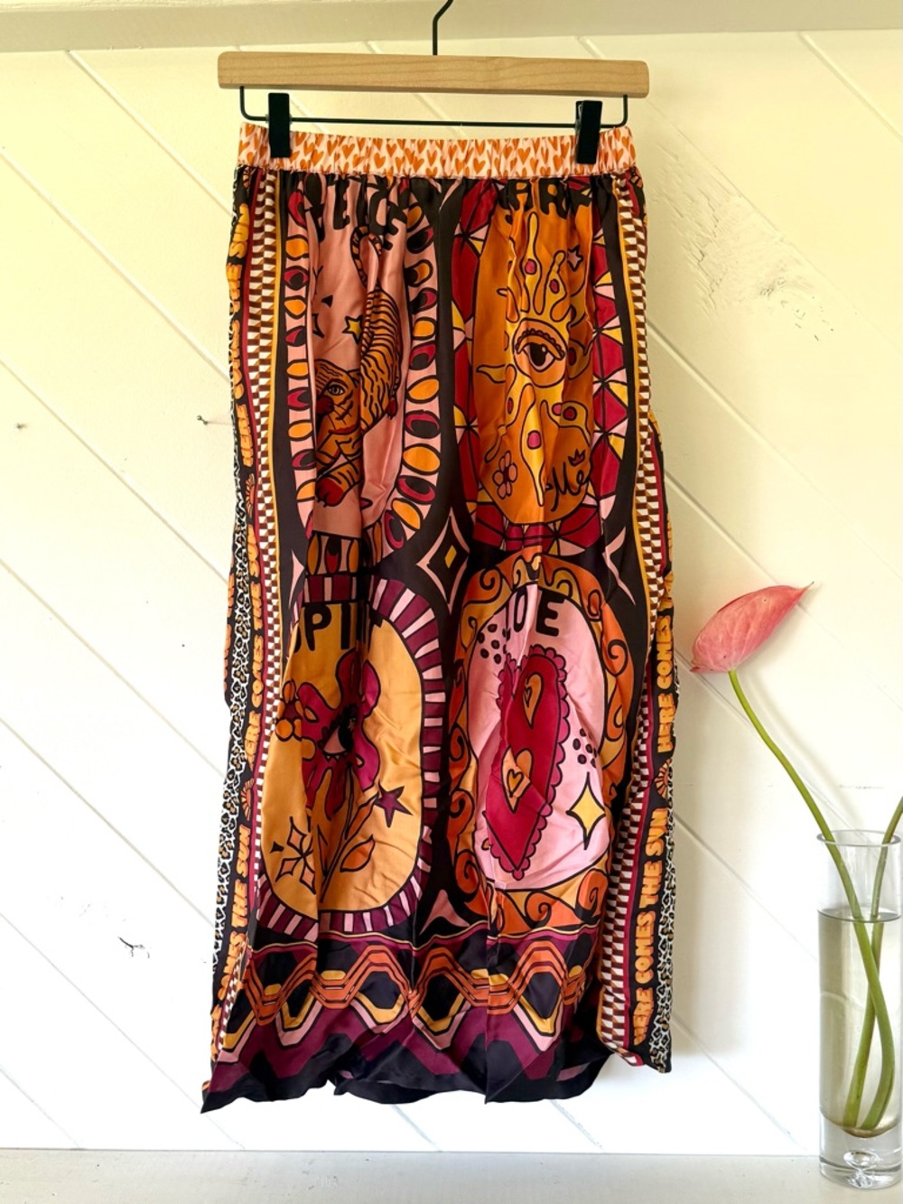Me369 Here Comes The Sun LOVE skirt